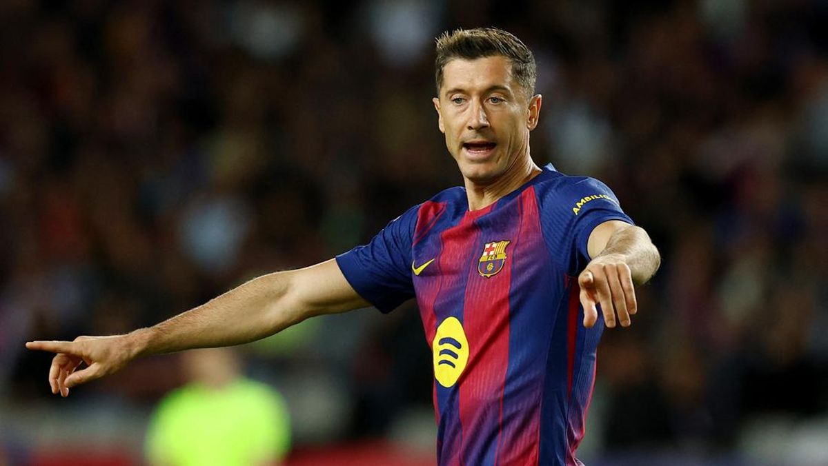 Negosiasi Alot, Lewandowski Belum Teken Kesepakatan dengan Barcelona
