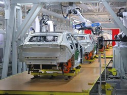 Nggak Pakai CBU, Mobil Changan Langsung Dirakit Lokal di Indonesia