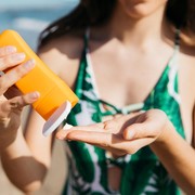 Alergi Sunscreen? Yuk, Kenali Gejala dan Cara Mengatasinya agar Kulit Tetap Aman