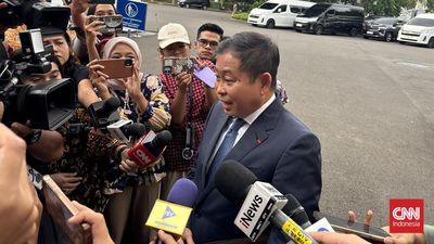 Jonan Dipanggil Prabowo ke Istana di Tengah Polemik Utang Whoosh
