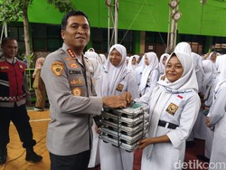 Kapolresta Sidoarjo Tinjau Langsung Program MBG di Porong