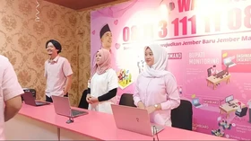 8 Bulan Berjalan, Program 