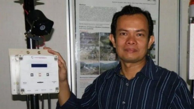 Teuku Faisal adalah akademisi UGM yang aktif dalam penelitian mitigasi bencana hidrometeorologi, yang juga dikenal sebagai alumni Taruna Nusantara.