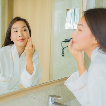 Studi: Rajin Bersyukur Bisa Bikin Kulit Glowing, Ini Penjelasannya