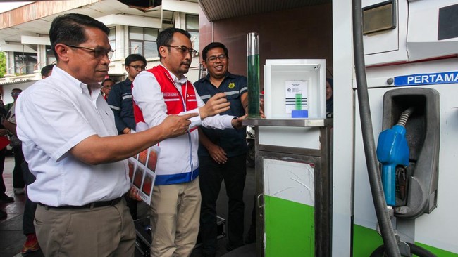 Pertamina Patra Niaga perpanjang posko pengaduan kendaraan 'brebet' di Jawa Timur hingga 10 November. Konsumen diminta simpan bukti pembelian BBM.