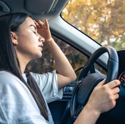 5 Cara Mudah Biar Nggak Emosi Saat Terjebak Macet, 