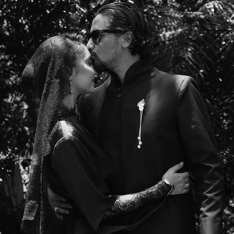 Keenan Pearce dan Tash Serena