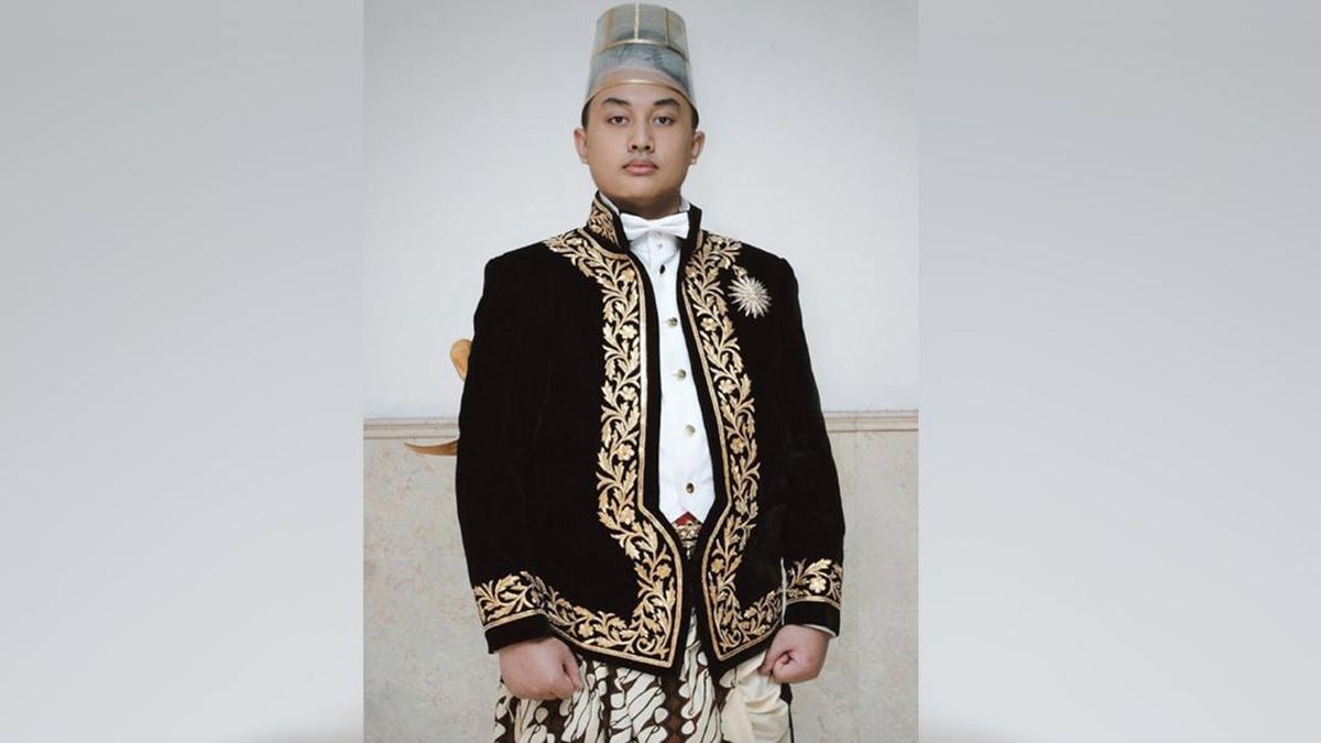 Gusti Purbaya PB XIV, Ikrar Naik Takhta di Tengah Duka