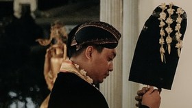 Berebut Takhta Keraton Surakarta: Tedjowulan vs Putra Mahkota