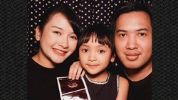 Lakukan Gender Reveal, Kinal Eks JKT48 Bahagia Calon Anak Kedua Laki-Laki