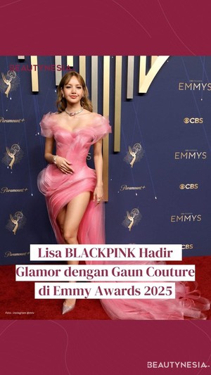 Gaya Glamour Lisa BLACKPINK di Emy Awards 2025