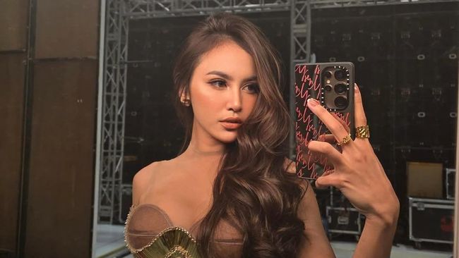 Lirik Lagu Biar Begini - Mahalini