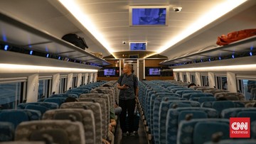 Jumlah Penumpang Whoosh Asal Malaysia Capai 1.000 Orang per Hari