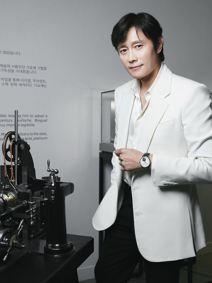 Lee Byung Hun menjadi representatif aktor Korea di mata publik secara umum di tahun 2025 melalui proyek-proyek aktingnya yang sukses besar. Kesuksesannya mengukuhkan gelarnya sebagai aktor Chungmuro.