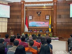 Ingatkan ASN Tak Korupsi, Koster: Kalau Ditangkap, Ya Ditangkap