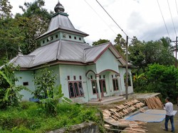 Potret Rumah-Masjid di Wonosobo Rusak gegara Tanah Bergerak