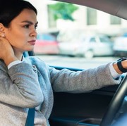 Terjebak Macet Berdampak ke Kesehatan, Ini 5 Olahraga Ringan di Mobil untuk Bantu Jaga Stamina