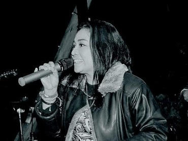 Veravey Suguhkan Keindahkan Kota Bandung Lewat MV 'Cinta Kali Ini'