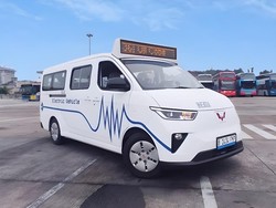 Wuling Uji Coba Jalan Mitra EV Bareng Transjakarta