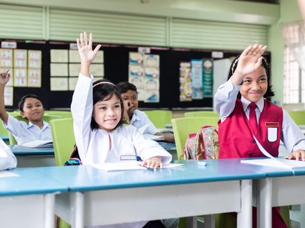 15 SMP Terbaik di Indonesia dengan Jumlah Peserta Didik Berprestasi Terbanyak