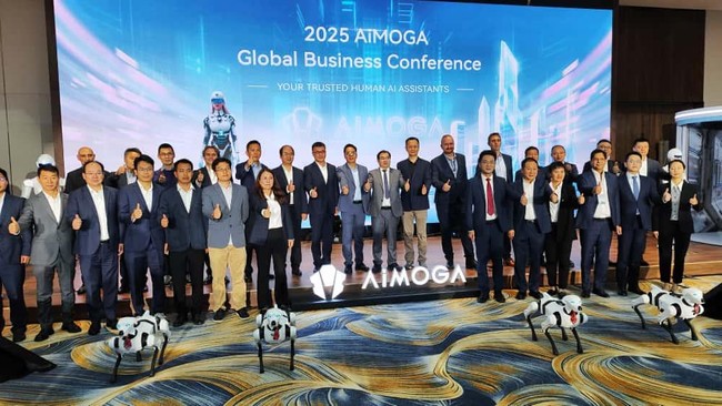 Chery menempatkan robot-robotnya di dealer yang tersebar di dunia.