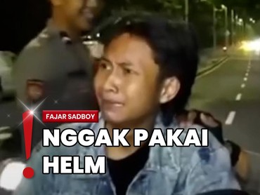 Fajar Sadboy Kena Tilang Polisi, Ekspresi Sedihnya Ditertawakan
