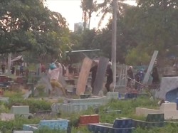 Bentrok Warga di Pekuburan Beroanging Makassar Pecah Lagi!