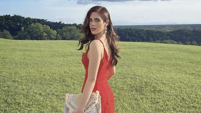 Miss Mexico Fatima Bosch resmi dinobatkan sebagai Miss Universe 2025. Mahkota itu diraihnya dalam final yang digelar di Bangkok, Thailand, Jumat (21/11).