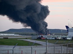 Pesawat Kargo UPS Jatuh di AS, Korban Tewas Bertambah Jadi 9 Orang