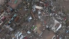 Porak-poranda Kota Talisay di Filipina usai Diterjang Topan Kalmaegi