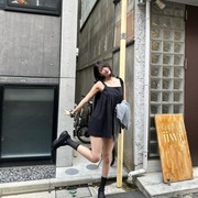 5 Inspirasi Gaya All Black Outfit ala Idol K-Pop, Modis dan Menawan!