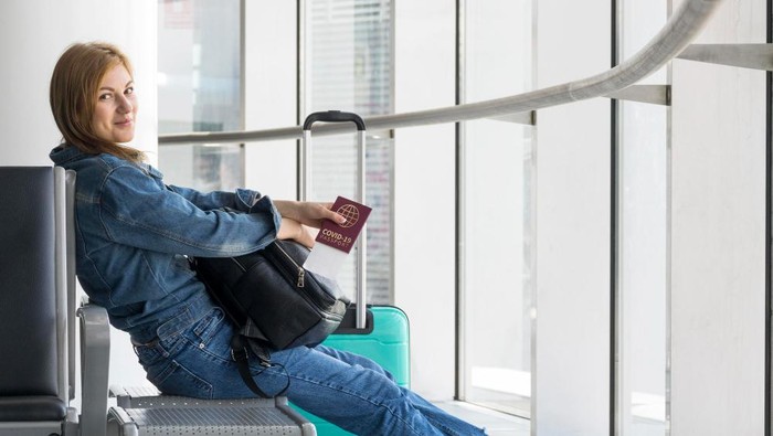 6 Trik Naik Pesawat Kelas Ekonomi agar Terasa Mewah Seperti Kelas Bisnis