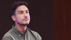 Konflik Timur Tengah Masih Panas, Hamish Daud Tetap Pergi Umrah