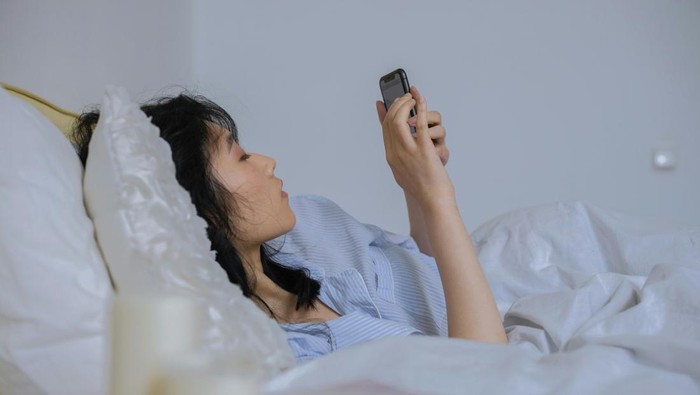 Orang yang tidak aktif media sosial bisa jadi mengalami social fatigue. Mereka merasa overwhelmed dengan medsos.