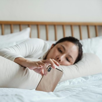 5 Ciri Kepribadian Orang yang Jarang Update Media Sosial