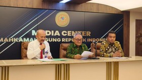 Hakim Medan Sering Ditelepon Nomor Tak Dikenal Sebelum Rumah Terbakar