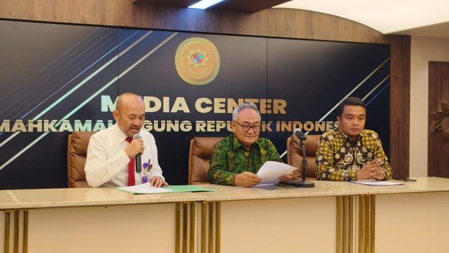 PP IKAHI menyampaikan pernyataan terkait terbakarnya rumah hakim tipikor Medan, Khamozaro Waruwu.