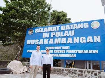 7 Potret Raffi Ahmad & Irfan Hakim Kunjungi Nusakambangan Tempat Ammar Zoni Ditahan