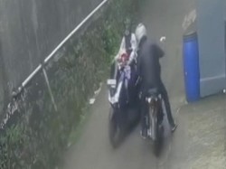 Viral Emak-emak Bonceng Anak Dijambret hingga Tersungkur di Bogor