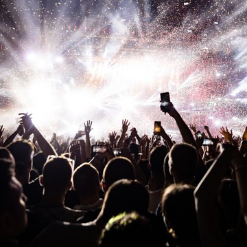 8 Tips Nonton Konser saat Musim Hujan agar Tetap Seru dan Nyaman