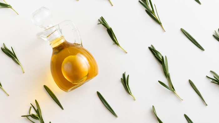 5 Jenis Minyak Alami yang Bikin Kulitmu Halus dan Glowing