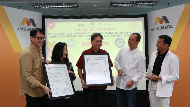 PT Bank Mega Tbk ("Bank Mega") raih Sertifikasi ISO 27001:2022 dan ISO 27701:2019 yang dikeluarkan oleh CBQA Global Indonesia selaku badan sertifikasi.