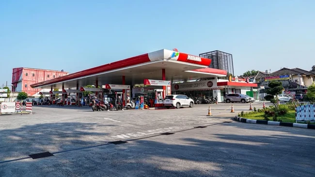 Pertamina Patra Niaga umumkan penyesuaian harga BBM Non-Subsidi mulai 1 November 2025, Pertamax Series tetap, Dex Series mengalami perubahan harga.