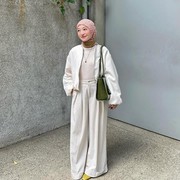 Get The Look: Inspirasi Outfit Minimalis dan Stylish ala Nabila Yua, Cocok untuk Hangout!