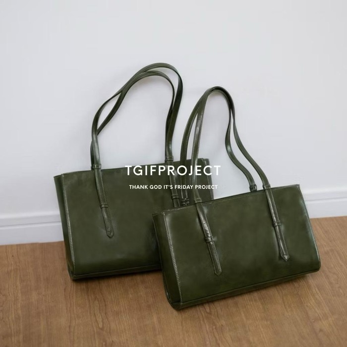 Get The Look inspirasi daily outfit yang simple ala Nabila Yua