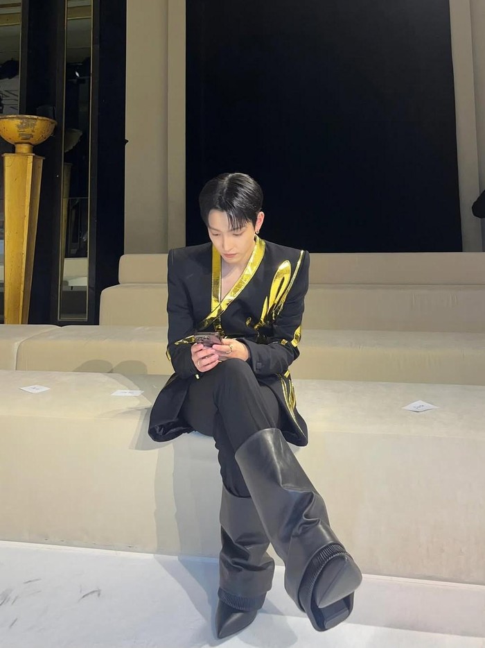 Visualnya yang menawan juga kerap mencuri atensi para ATINY (nama fandom ATEEZ). Tak sedikit yang menyebutnya memiliki pesona 'boyfriend material./ Foto: instagram.com/no1likeme8_8