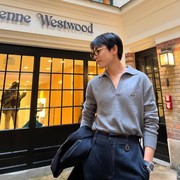 6 Potret Hongjoong ATEEZ yang Tampilkan Aura 'Boyfriend Material', Ada Favorit Kamu?