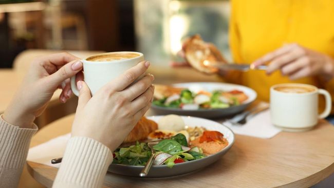 10 Rekomendasi Cafe 24 Jam Malang Lengkap dengan Alamatnya