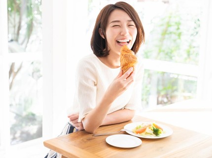 Cara Mengenali Orang dari Kebiasannya Santap Makanan Paling Enak di Suapan Terakhir
