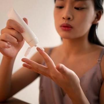 5 Kesalahan Pakai Sunscreen yang Sering Dilakukan